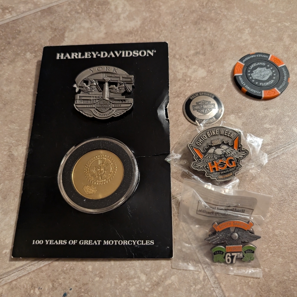 STURGIS CHAMBER SOUTH DAKOTA 67th 2007 HARLEY RALLY. VEST JACKET HAT PINS